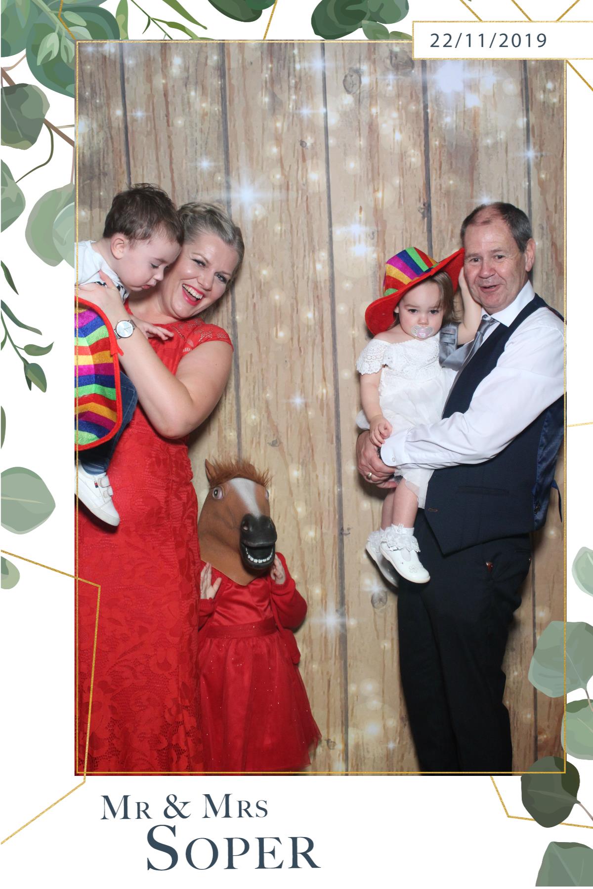 Mr & Mrs Soper  | View more photos from the event at gallery.magicimages.uk/u/MagicImages/Mr-Mrs-Soper